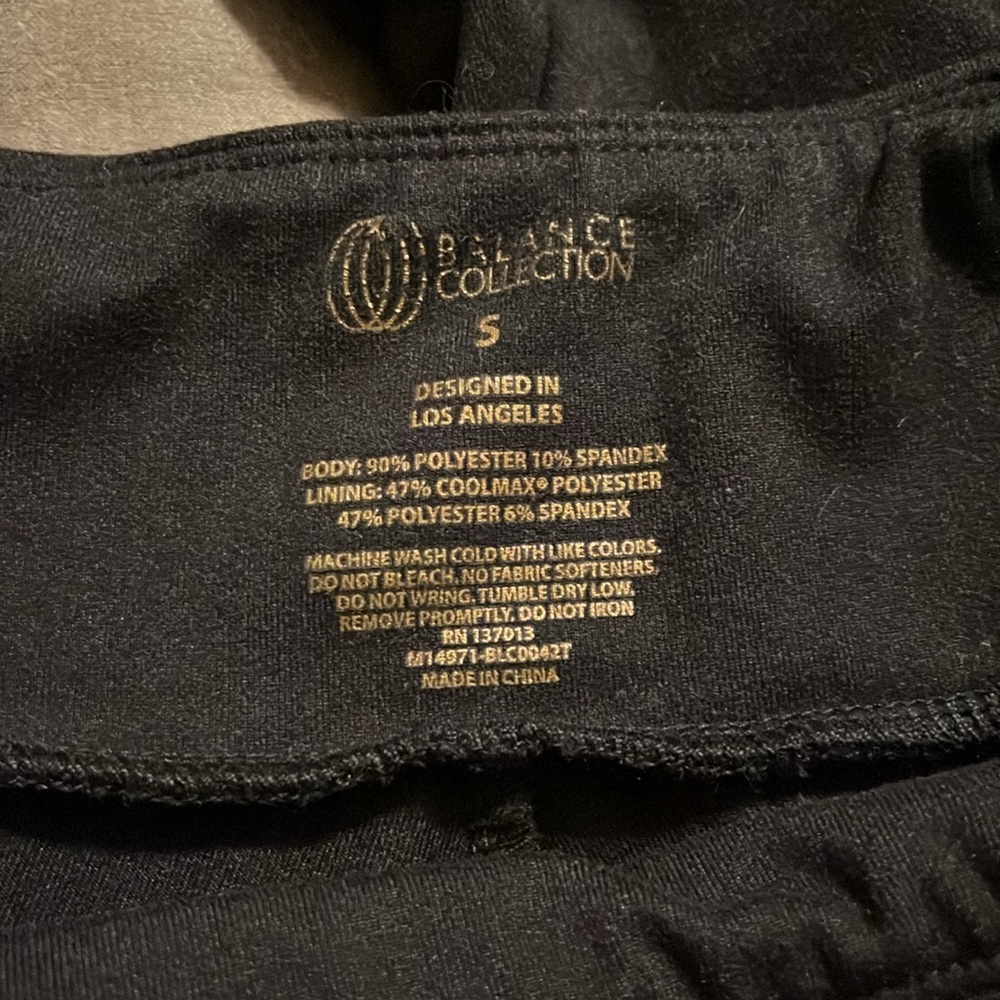 Capris - Picture 5 of 6